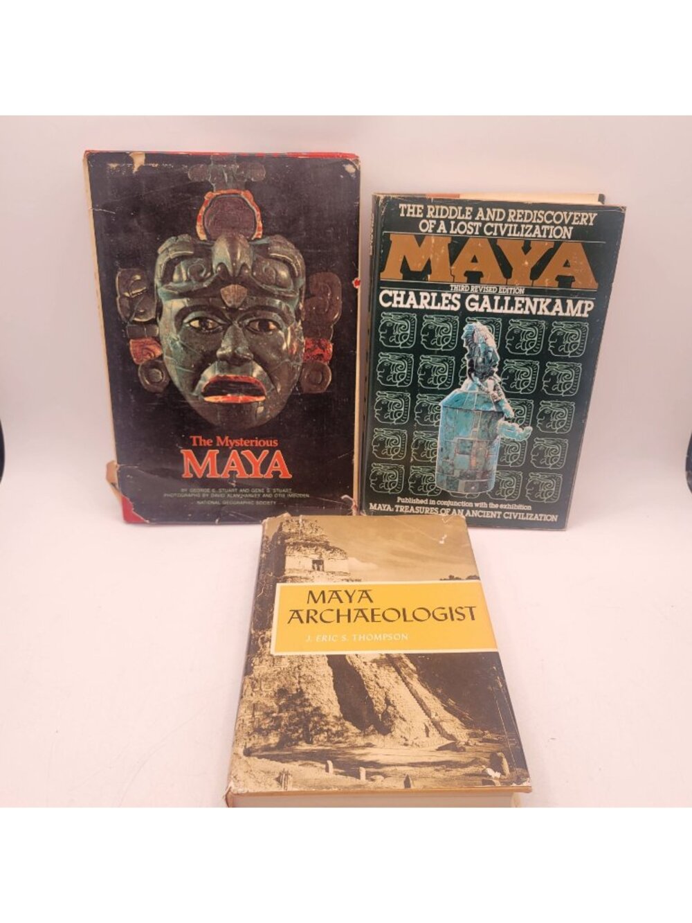Maya Archaeology Lot of Vintage Books HCDJ - Thompson 1963 & Gallenkamp 1985